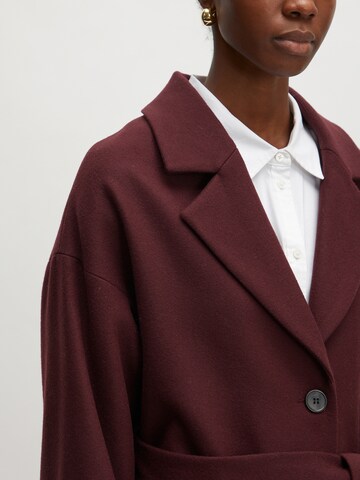 Manteau mi-saison 'Santo' EDITED en rouge