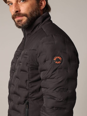 Deeluxe Tussenjas 'Nick' in Zwart