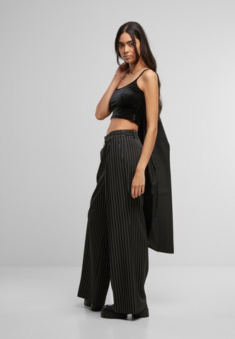 Top di Urban Classics in nero