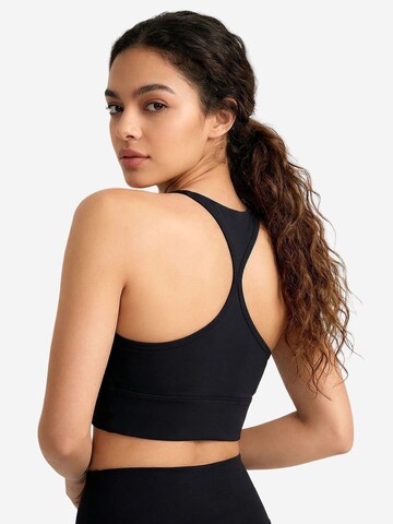 Tommy Life Classic Bra 'TOMMY Damen-Figurbetontes Crop-Active-Top' in Black
