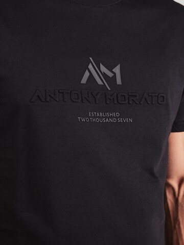 Tricou de la ANTONY MORATO pe negru
