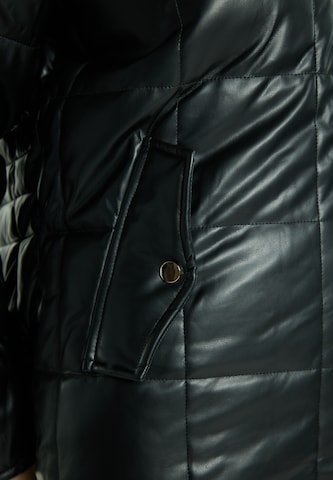 UshaPrijelazna jakna 'Lurea' - crna boja