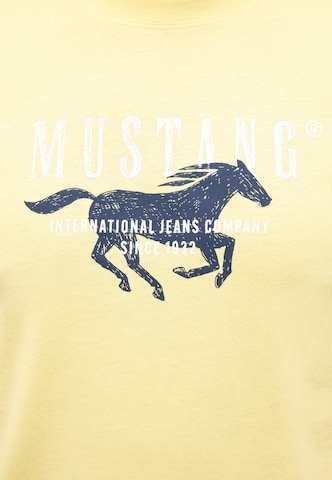 MUSTANG T-Shirt 'Style Austin' in Gelb