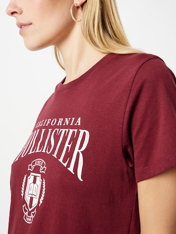 Tricou de la HOLLISTER pe roșu