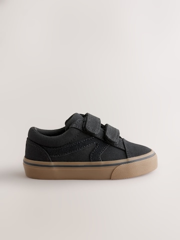 Next Sneaker in Schwarz