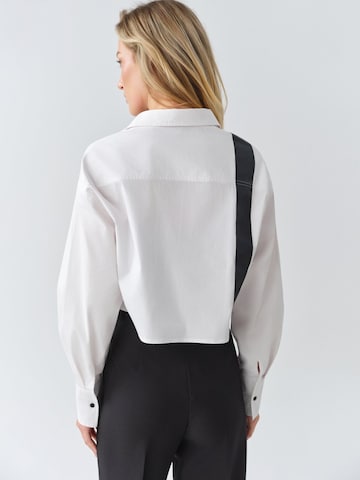 MB by Marta Buzolic - Blusa funcional en blanco