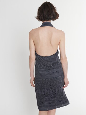 Ana Alcazar Kleid 'Pisea' in Grau