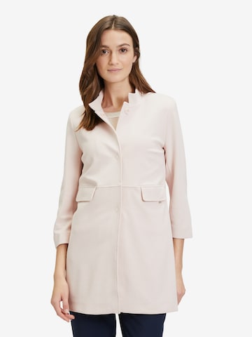 Betty & Co Blazer in Pink: front