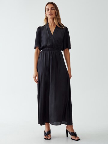 Willa Dress 'RIFF' in Black: front