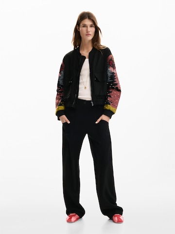 Desigual Prechodná bunda - Čierna