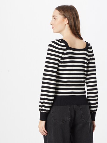 Warehouse Pullover in Schwarz