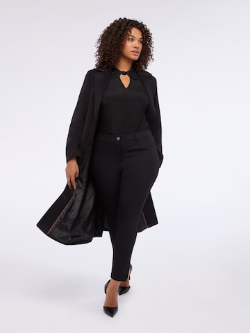 Fiorella Rubino Skinny Trousers in Black