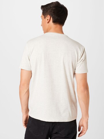 ALPHA INDUSTRIES Regular Fit T-Shirt in Weiß