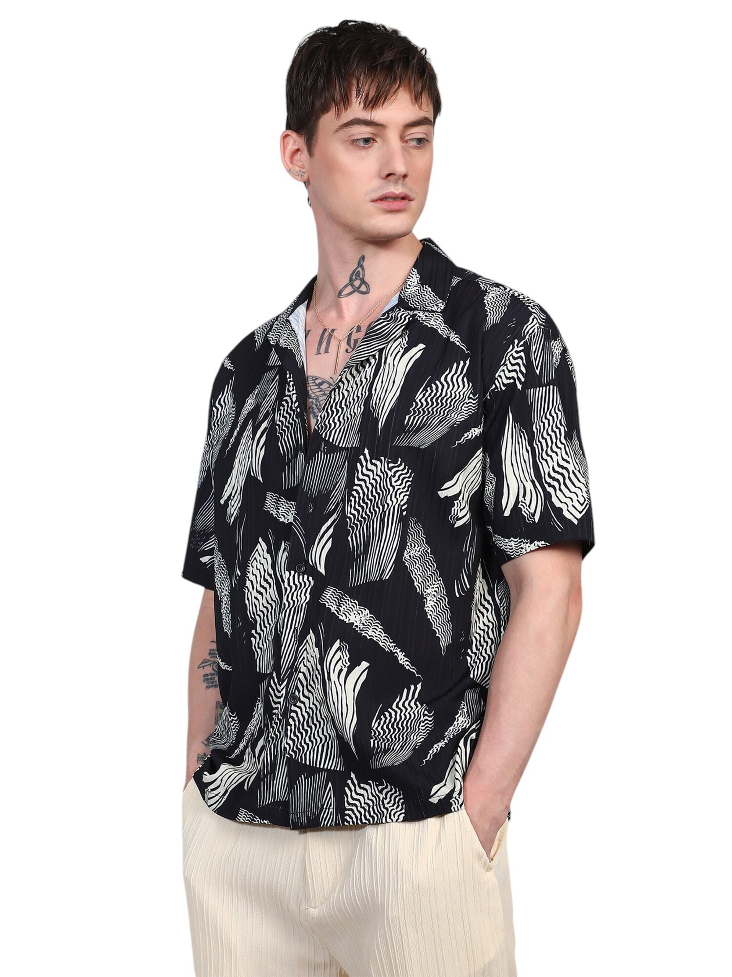 Coupe regular Chemise 'Tammara' Campus Sutra en noir