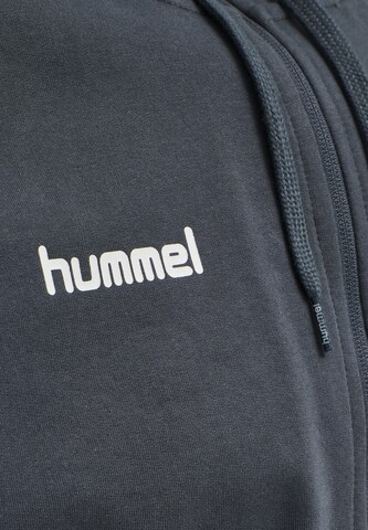 Giacca di felpa sportiva di Hummel in grigio
