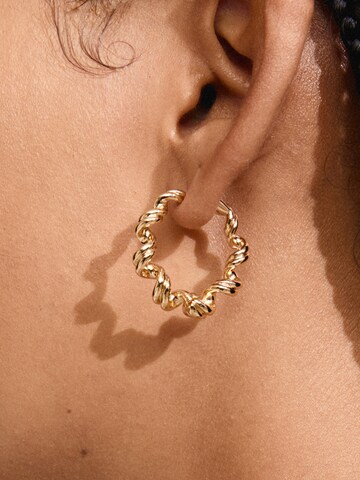 Pilgrim Earrings 'Larisa' in Gold: front