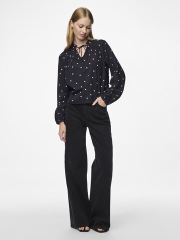 PIECES Bluse 'PCNine' in Schwarz
