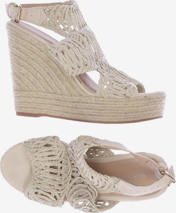 GLAMOROUS Sandals & High-Heeled Sandals in 38 in Beige: front