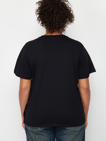 Trendyol Curve Shirt in Zwart