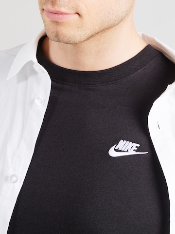 Coupe regular T-Shirt 'Club' Nike Sportswear en noir