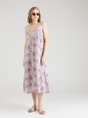 VILA ROUGE Letní šaty 'VIDHARA' – fialová