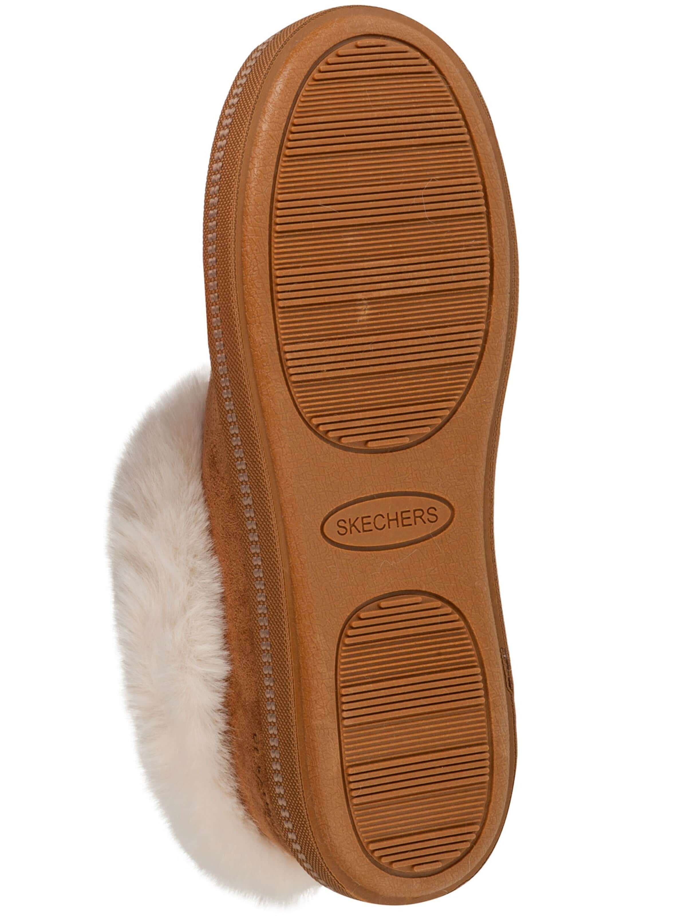 SKECHERS Huisschoenen 'Cozy Campfire - Winter Nights' in Bruin