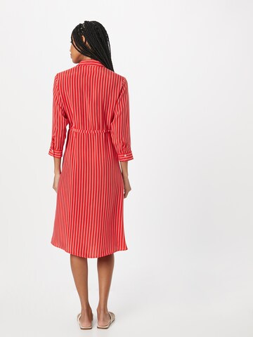 TOMMY HILFIGER - Vestidos camiseiros em vermelho