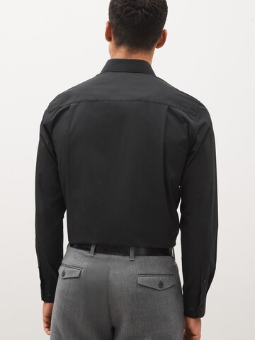 Next - Ajuste regular Camisa en negro