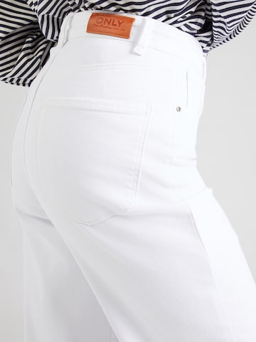 balta ONLY Plačios klešnės Džinsai 'ONLHOPE'
