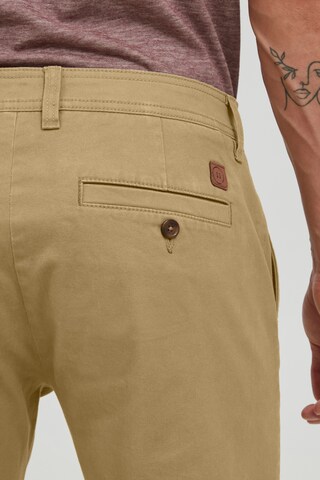 11 Project Slimfit Chinohose 'GALENO' in Beige