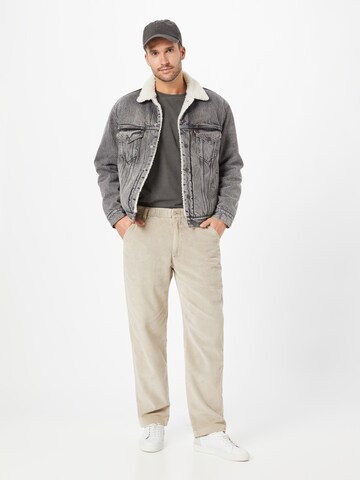 LEVI'S ® Tavaline suurus Kevad-sügisjope 'Vintage Fit Sherpa Trucker', värv hall