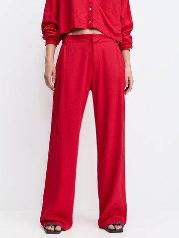 Pull&Bear Wide leg Bandplooibroek in Rood