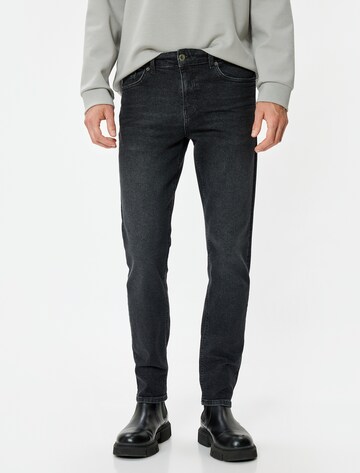 Koton Slimfit Jeans in Zwart: voorkant
