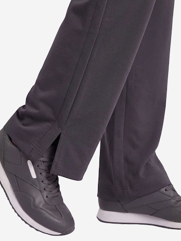 Wide leg Pantaloni 'Hose' di Tommy Life in grigio