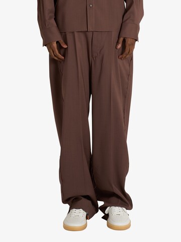 Loosefit Pantaloni 'Allen' di COSTUMEIN in lilla: frontale