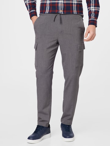 Lindbergh Regular Cargo Pants in Grey: front