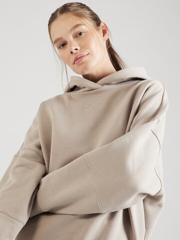 Reebok Athletic Sweatshirt 'Lux' in Beige