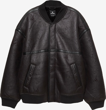 Pull&Bear Přechodná bunda – černá: přední strana