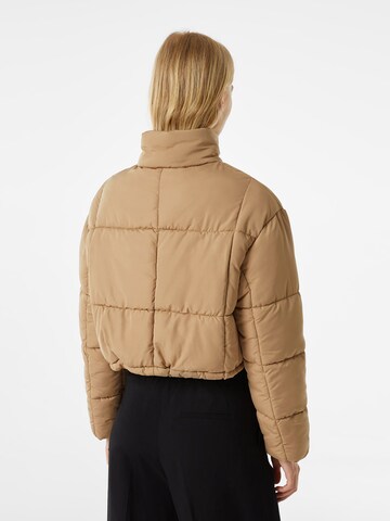 Bershka Välikausitakki värissä beige