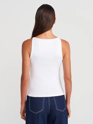 Top di Dilvin in bianco
