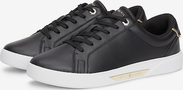 TOMMY HILFIGER Sneakers laag 'Chic' in Zwart