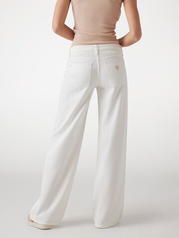 GUESS Wide leg Jeans in White