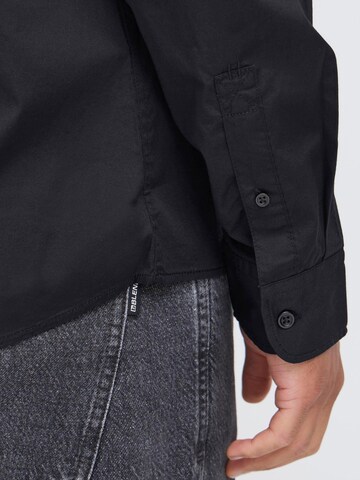 Coupe regular Chemise BLEND en noir
