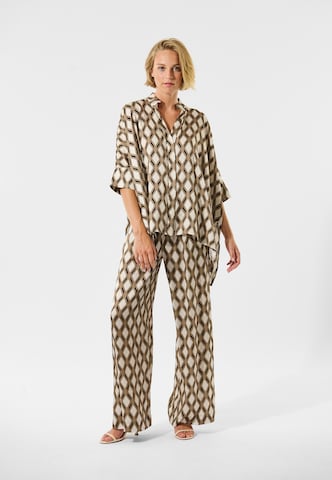 Dea Kudibal Blouse in Brown: front
