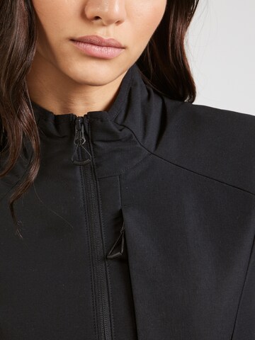 Veste de sport 4F en noir