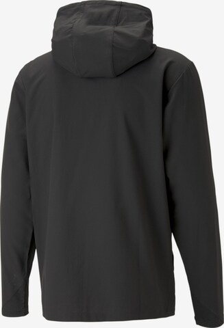 PUMA Sportjacke in Schwarz