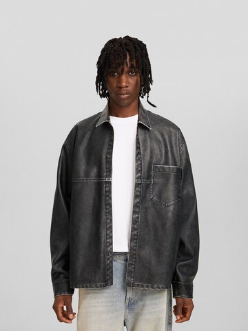 Bershka Comfort fit Between-season jacket in Black: front