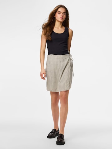 PIECES Skirt 'PCPia' in Black