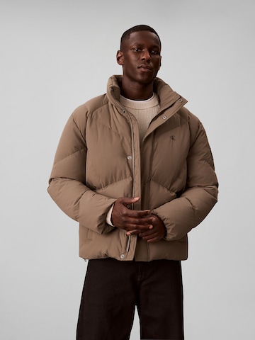 Veste d’hiver Calvin Klein Jeans en marron : devant