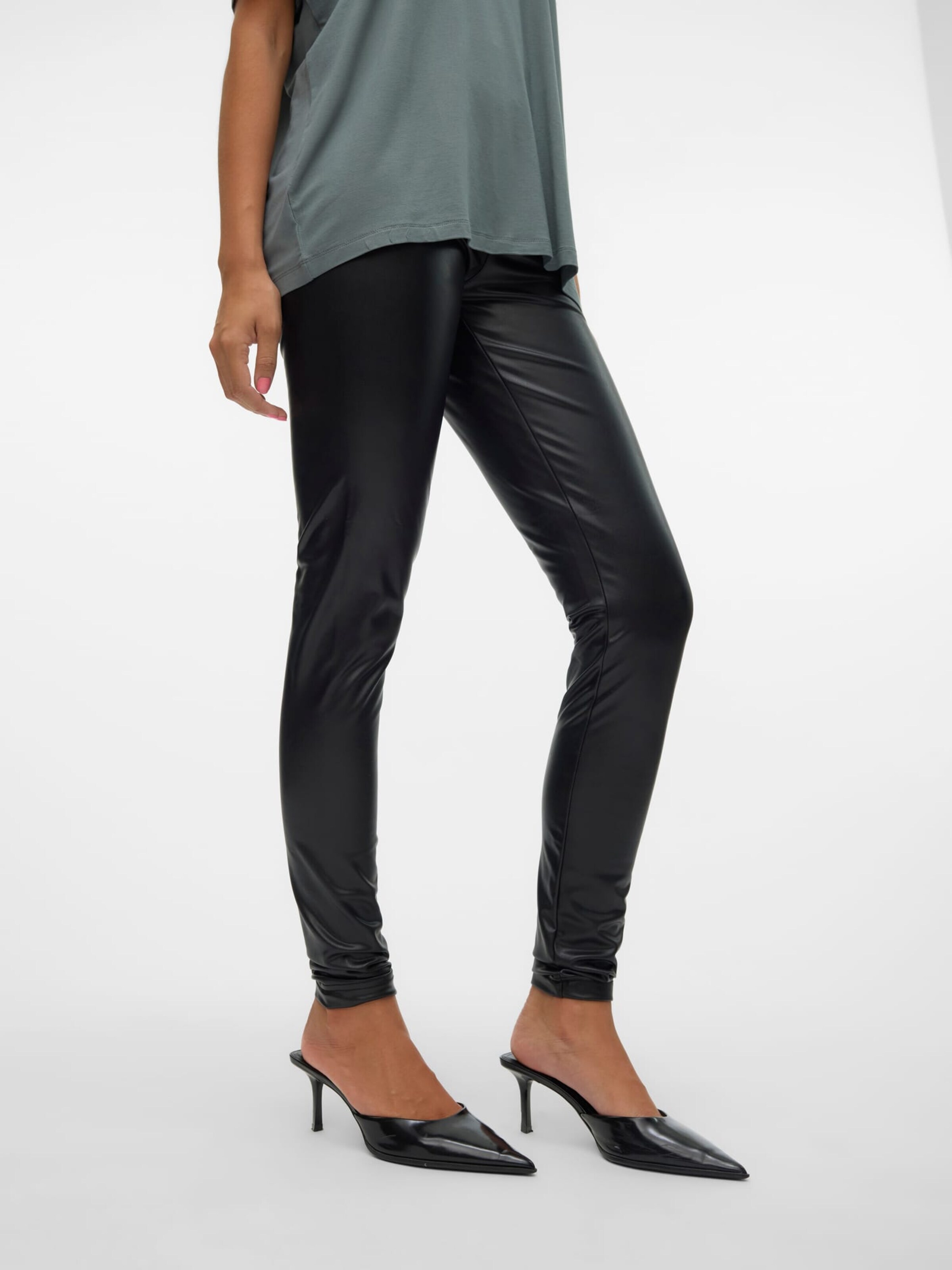 VERO MODA Baggy Leggings 'Gana' in Zwart